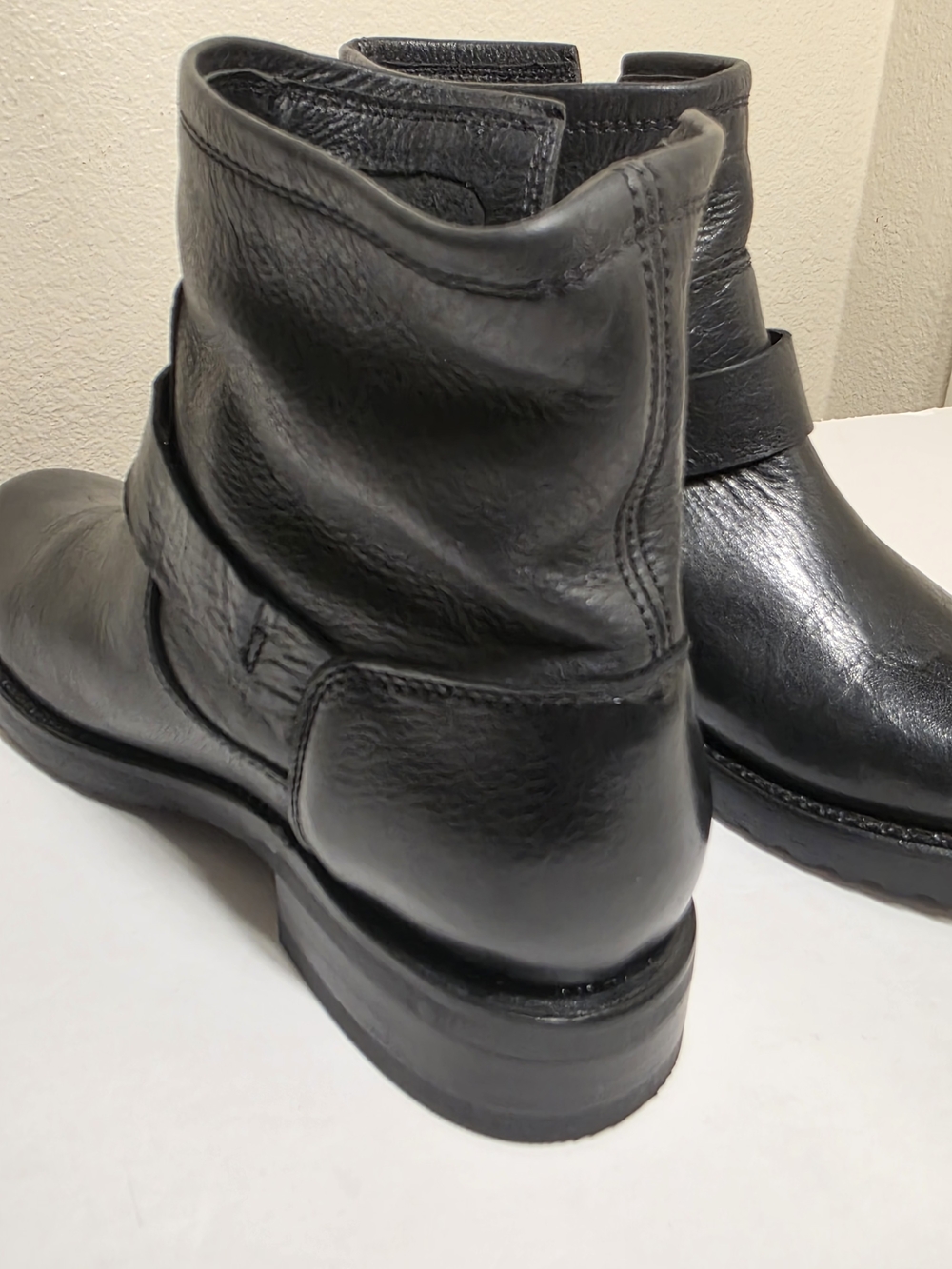 Frye Veronica Moto Bootie Women’s 6.5B Black Leather Harness Ankle Biker Boots - Picture 6 of 15